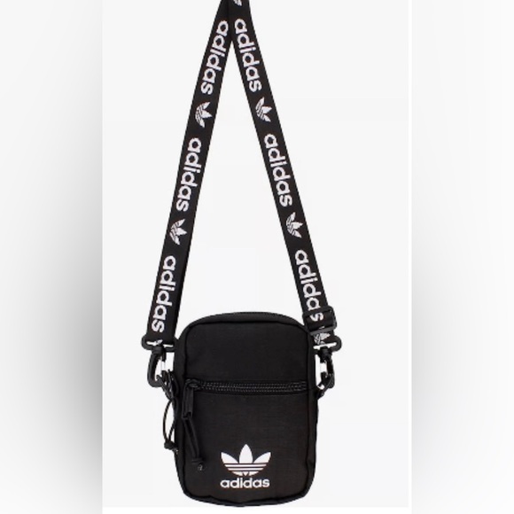 NWT ADIDAS ORIGINALS FESTIVAL CROSSBODY BAG- BLACK & WHITE - Picture 1 of 5